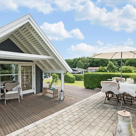 2 Bedroom Beautiful In * Farsø