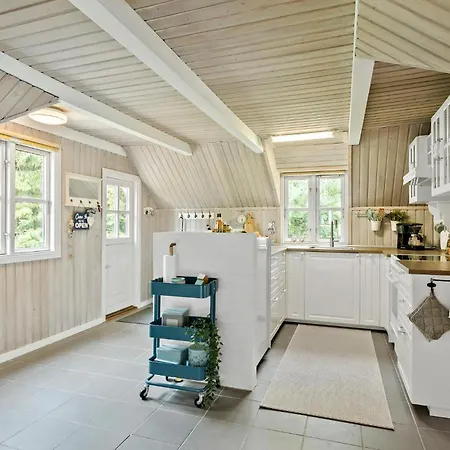 In With Kitchen Hébergement de vacances Farsø