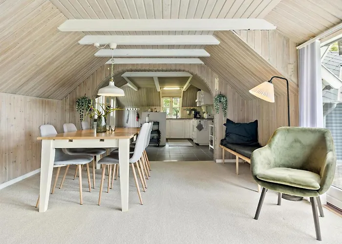 2 Bedroom Beautiful In