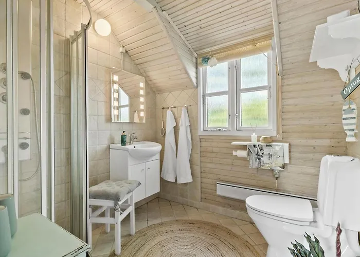 Сasa de vacaciones 2 Bedroom Beautiful In