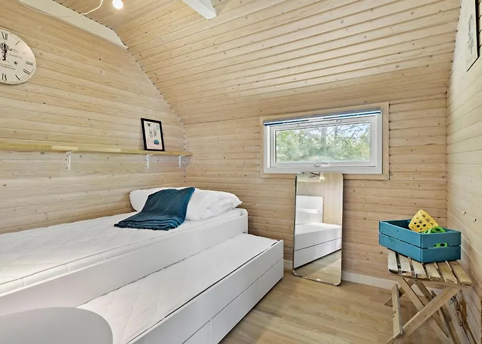 Сasa de vacaciones 2 Bedroom Beautiful In *